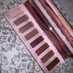 Urban Decay Backtalk Palette